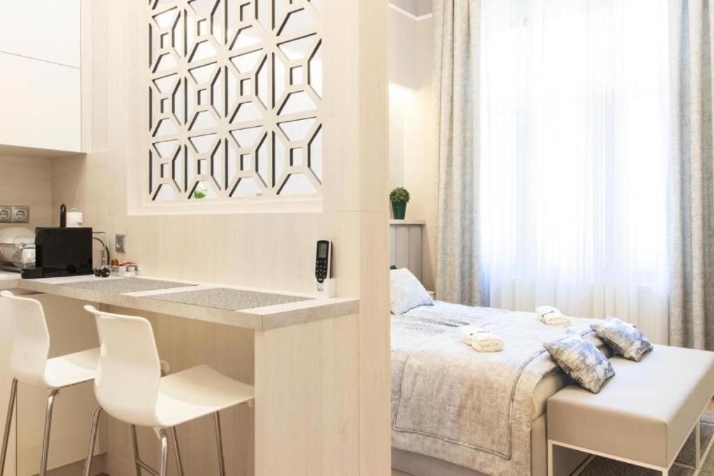 Revay 20 Suites By Corall Βουδαπέστη Εξωτερικό φωτογραφία